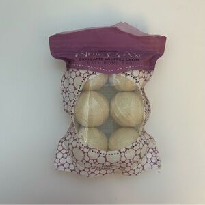 Perfectly Posh whip me up chai latte whipped creme bath bomb bag opened unused
